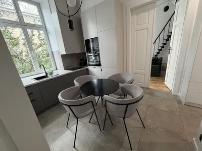 Mieszkanie 2-pokojowe 64 m² + antresola — centrum krakowa, ul. św. gertrudy 200 m od wawelu, 350 m od rynku głównego - miniatura 4