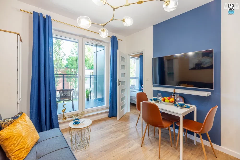 Apartament Wałowa, balkon, winda, parking, STAŁY NAJEM ! - 1/8