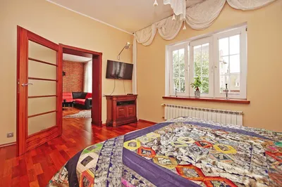 Gdańsk, Glówne Miasto, 4 pokoje, 80 m2, zaciszna strona Złotej Bramy, ścisłe centrum, cena promocyjna - miniatura 3