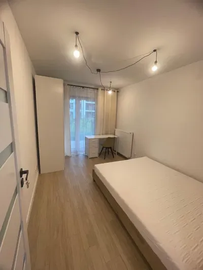 Pokój w mieszkaniu TUWIMA APARTMENTS, pierwsze zamieszkanie - miniatura 2