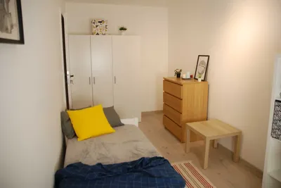 Pokój w mieszkaniu studenckim Os. Pod Lipami - miniatura 5