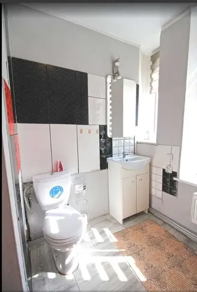 Duże 2 pokojowe mieszkanie w centrum Gdyni - miniatura 3