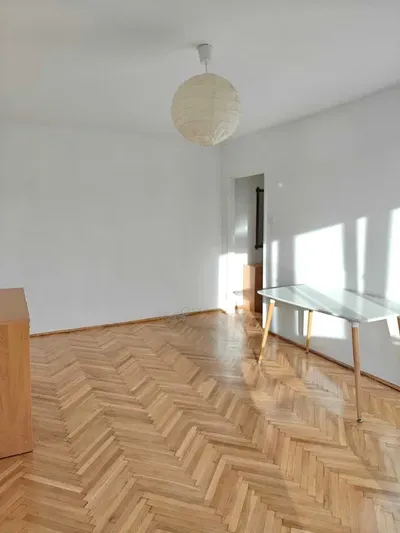 Dwupokojowe mieszkanie częściowo umeblowane na Os. Pod Lipami na wynajem - miniatura 3