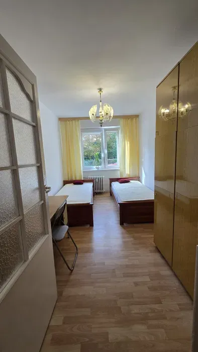 Mieszkanie na wynajem 53m², 3 pokoje, parter, Mokre - miniatura 4