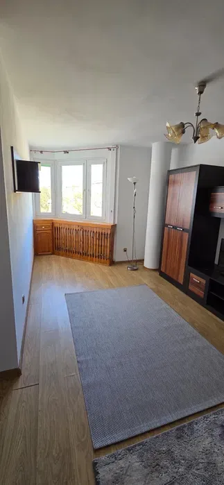 Duże mieszkanie z garażem w ścisłym centrum - miniatura 4