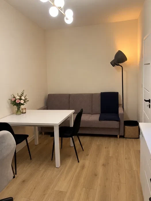 Nowoczesne 2-pokojowe mieszkanie 42 m² | Klimatyzacja | Balkon | Garaż podziemny - 1/8