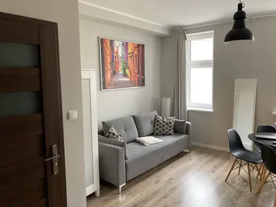 Kawalerka w ścisłym centrum Gdyni - miniatura 3