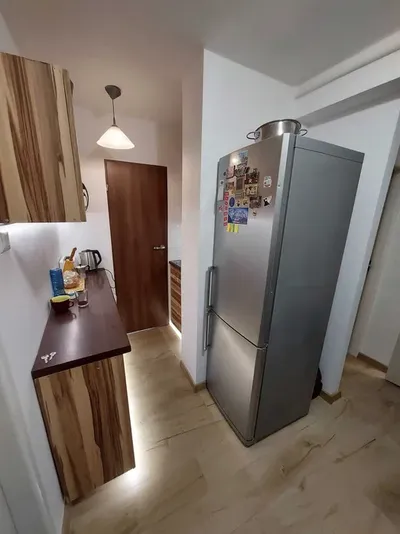 Pokój 1 os. - pl. Jana Pawła - 600 zł za całość - (od zaraz) - miniatura 3