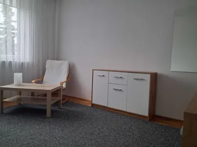 Pokój dla dziewczyny bez dodatkowych opłat - miniatura 3