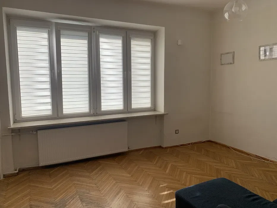 Słoneczna kawalerka na wynajem w Centrum - 1/5