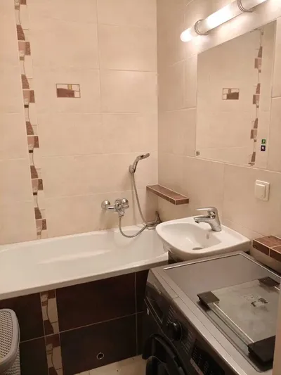 Wynajmę mieszkanie 65 m2 3 pok. na Bemowie n. stacji Metra Lazurowa - miniatura 5