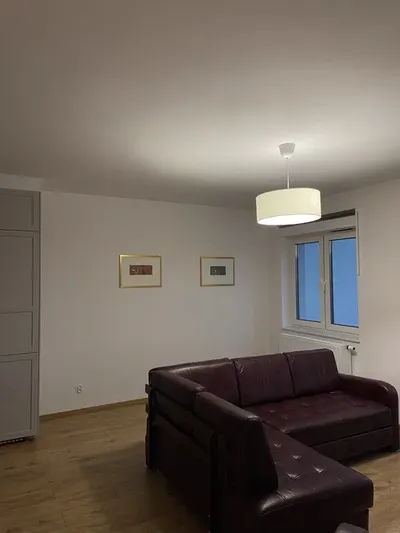 Mieszkanie 3-pokojowe przy ul. Grabiszyńskiej – 2 oddzielne sypialnie, balkon - miniatura 3