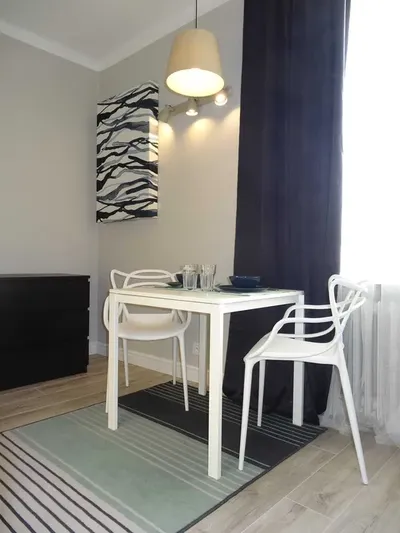 Właściciel wynajmie komfortowe mieszkanie w centrum ul. RETORYKA - miniatura 4