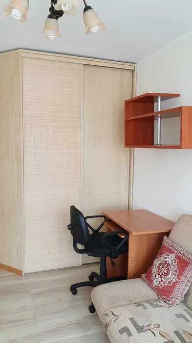 Elegancka kawalerka w doskonałej lokalizacji - miniatura 2