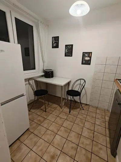 Wynajmę kawalerkę ul. Rejtana 5 - miniatura 5