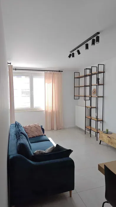 Mieszkanie 52 m² na wynajem – Ruczaj, ul. dr. Jana Piltza | 3 pokoje | Bez pośredników | 3. piętro | loggia | garaż podziemny | komórka lokatorska - miniatura 2