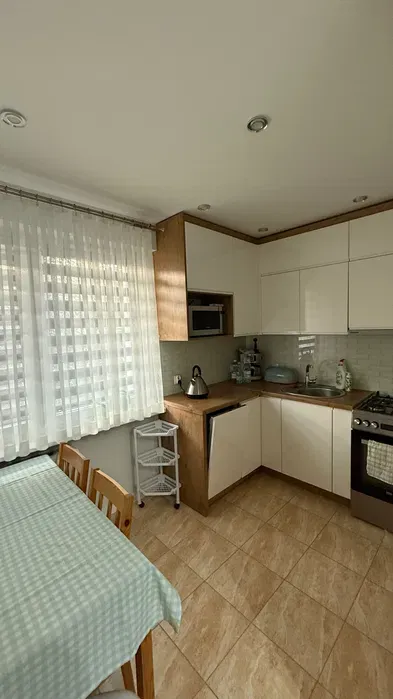 Do wynajęcia 2-pokojowe mieszkanie 46m2 - Częstochowa, Tysiąclecie - miniatura 3