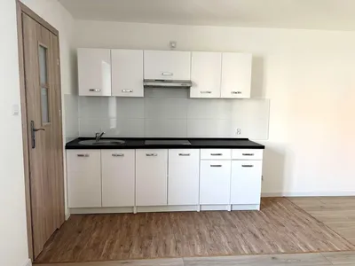 Mieszkanie z osobną sypialnią w centrum Katowic | 7 - miniatura 2