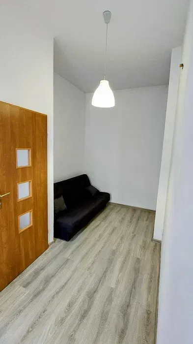 Nie trać czasu na dojazdy! Mieszkanie 2 pokoje, ścisłe centrum, w pobliżu rynku, Placu Bema, Placu Grunwaldzkiego. - miniatura 5