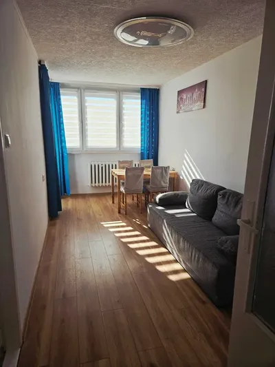 Mieszkanie do wynajęcia – 48 m², 3 pokoje, centrum Sosnowca, ul. Sienkiewicza