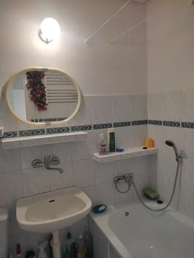 Wynajmę mieszkanie 3 pokojowe Poznań Os.Kosmonautów 13 - miniatura 4