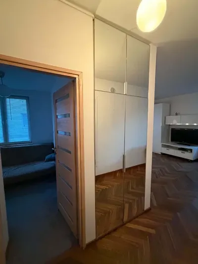 Wynajem mieszkanie 1 maja 8 Warszawa dostępne od zaraz - miniatura 2