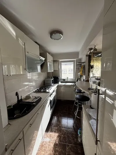 Wynajem mieszkania 2-pokojowego z małym balkonem / 2-room apartment with a small balcony for rent - Warszawa, Piaski - miniatura 5