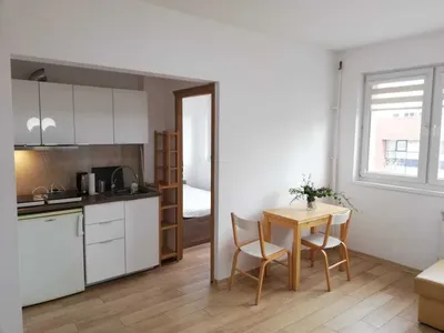 Kawalerka do wynajęcia w CENTRUM GDAŃSKA - miniatura 2