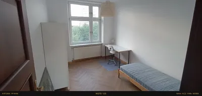 Pokój jednoosobowy w pięknej kamienicy - miniatura 2