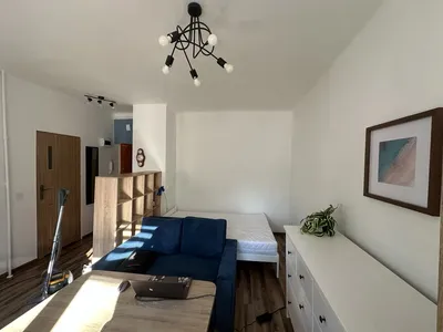 Mieszkanie kawalerka 32m Krakow Nowa Huta os. Górali - miniatura 5