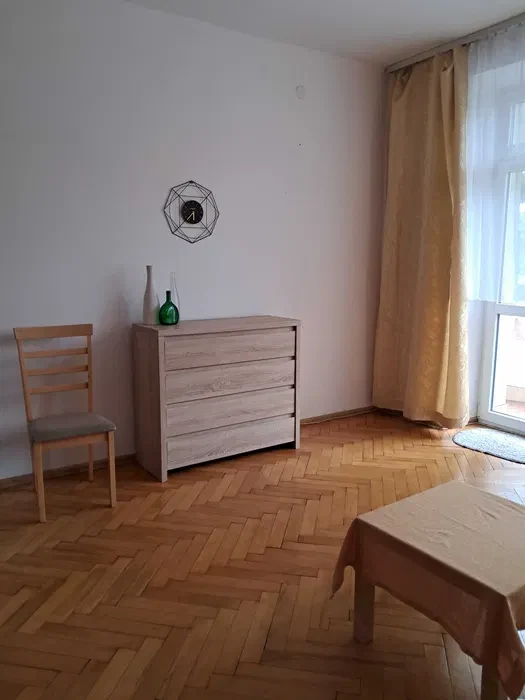 Do wynajęcia pokój z kuchnią 38 m2 - 1/8