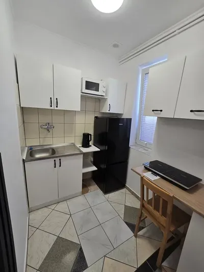 Wynajmę kawalerkę ok.25m2,Toruń,parking,bezpośrednio - miniatura 4