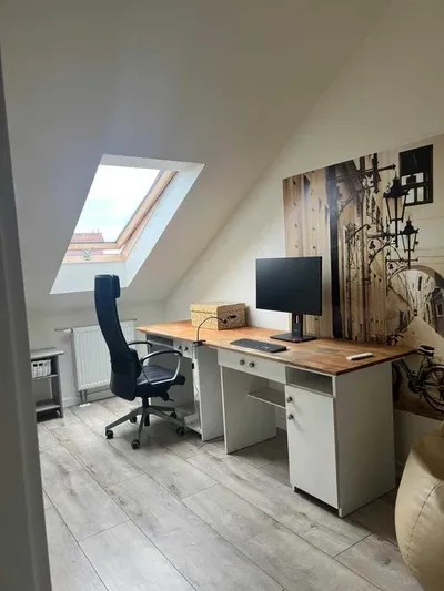 Wyjątkowe, dwupoziomowe mieszkanie 3 pokoje i garderoba, 80 m² z klimatyzacją i windą - miniatura 5