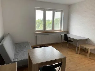 Nowoczesna i funkcjonalna duża kawalerka 26 na 5 piętrze, obok PL. Inwalidów.