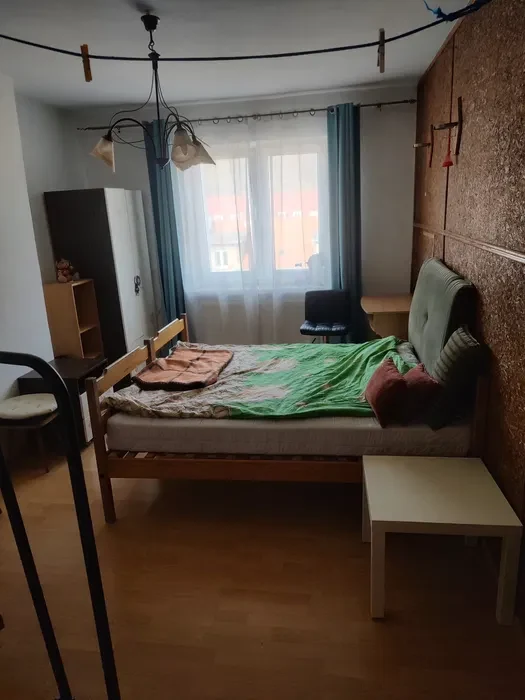 Pokój do wynajęcia - 1/8