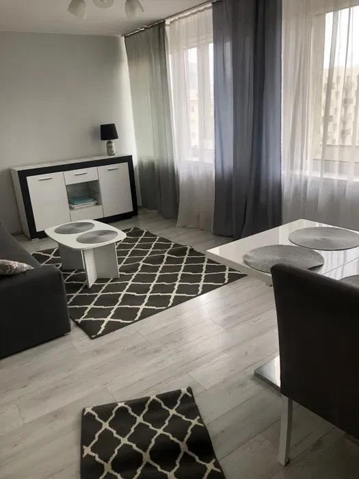 Mieszkanie na wynajem Gdynia centrum Srodmiejscie 2 lokoje balkon winda zadbane - 1/8
