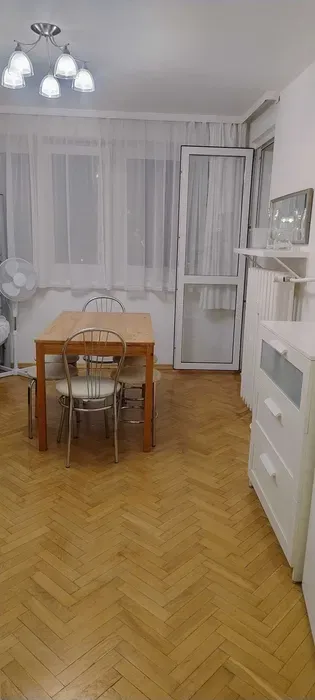 2 pokoje | 40 m² | balkon | Chmielna 35 | Ścisłe Centrum Warszawy - miniatura 3