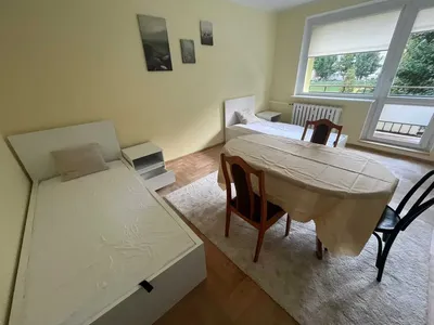Duży pokój dwuosobowy z balkonem dla studentów | 22m² | Po remoncie 2600 all in - miniatura 3