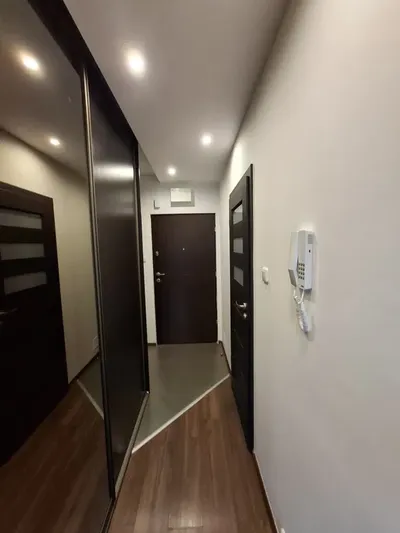 Wynajmę bezpośrednio mieszkanie 35 m² 2 pok.piętro 2/3, miejsce garażowe - miniatura 4