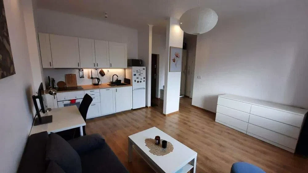 Wynajmę ładne, 2 pokojowe mieszkanie, blisko metra, piwnica w cenie najmu, Bielany Warszawa - 1/7