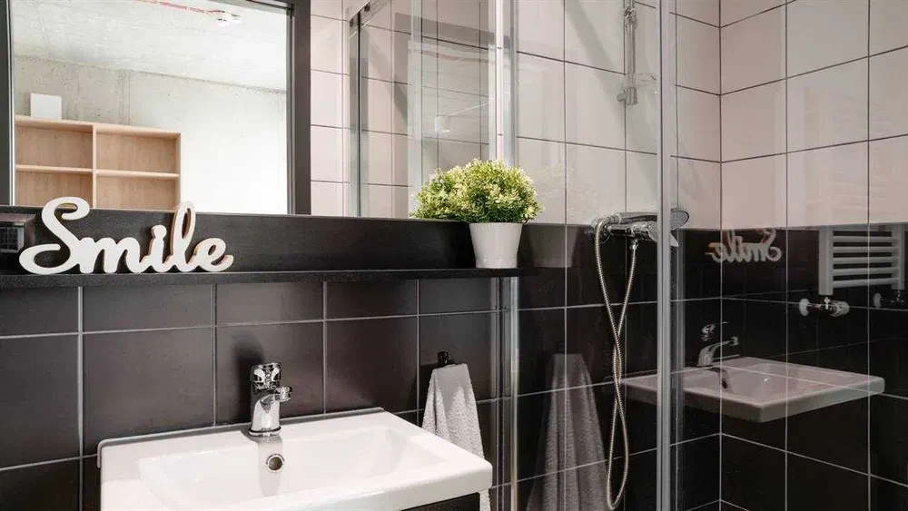 (No deposit or commission!) Studio apartment at Student Depot Wilanowska (for one person) - 1/3
