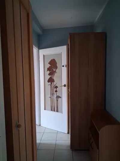 Wynajmę mieszkanie dla 2 spokojnych studentek - miniatura 3