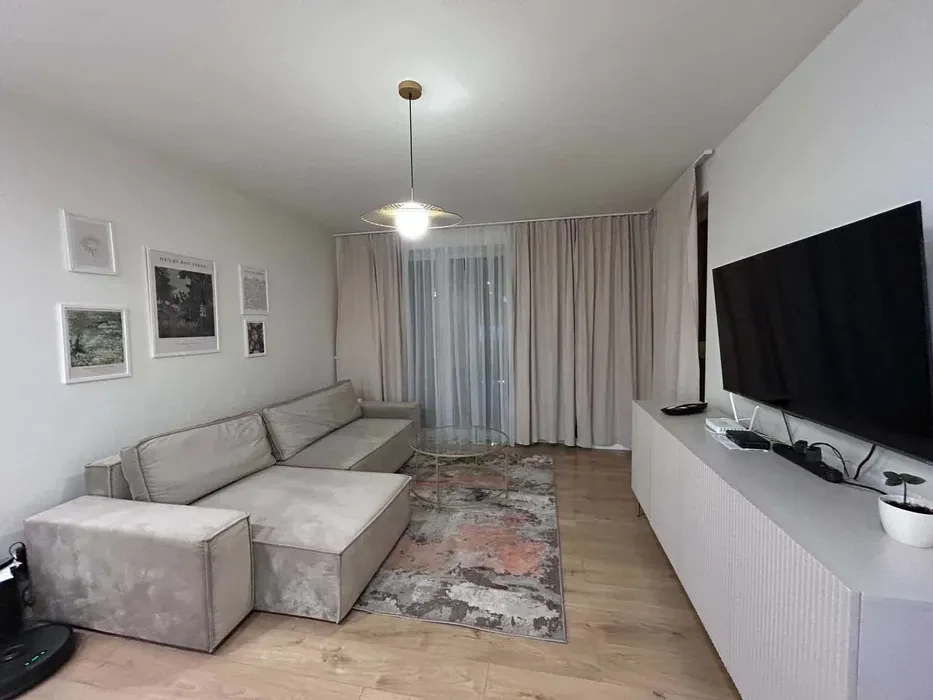 Nowoczesne mieszkanie z ogródkiem – Kraków, Mistrzejowice, Osiedle Piastów - 1/8