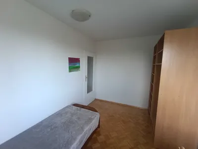 W mieszkaniu pokój 12m2, internet w cenie. Pralka/suszarka dwie łazienki - miniatura 2