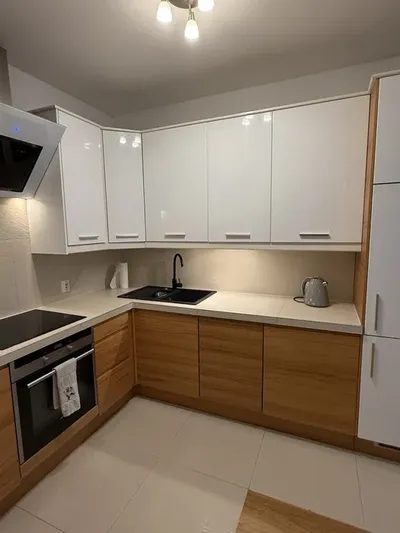 Mieszkanie 2 pokoje 52m2 z balkonem, ostatnie piętro, pełne wyposażenie - miniatura 4
