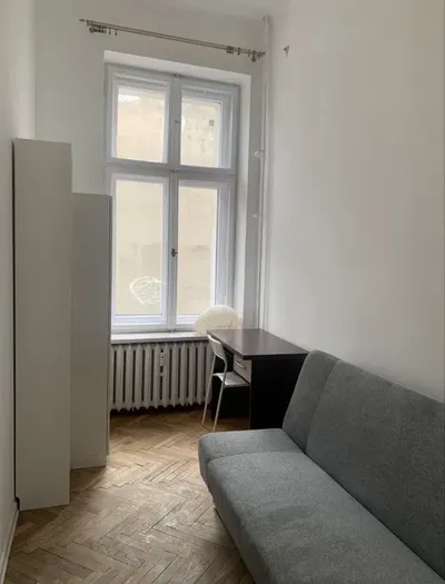 Mieszkanie centrum Łodzi 4 pokoje, dworzec Fabryczna - miniatura 2