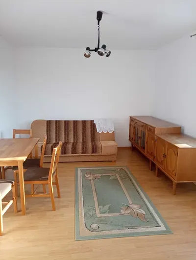 Kawalerkę wynajmę - miniatura 2