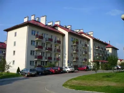Wynajmę mieszkanie - 53 m2, 2 pokoje, oś. Kurdwanów Nowy, ul. Filipowicza 4 - miniatura 2