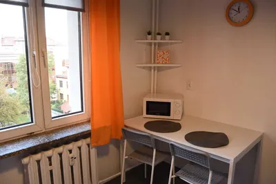 ul. Podchorążych, centrum, pokój 10m2 z balkonem, osobno WC, blisko AWF, WSB, SUM, US, Akad. Muz - miniatura 5