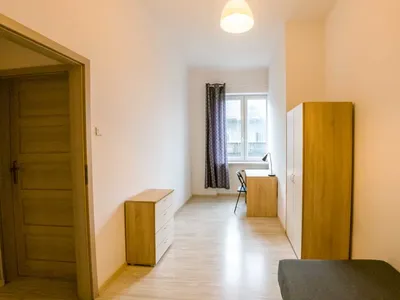 Pokój do wynajęcia w centrum Katowic - ul. Szafranka 11 - miniatura 2